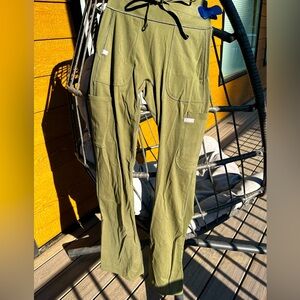 FIGS women's Moss High Waisted Seville Flare - ScrubLegging ™ - XS